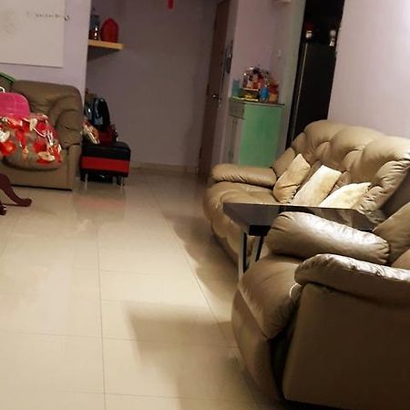 A Room In Aparnt Sri Impian Johor Bahru Dış mekan fotoğraf